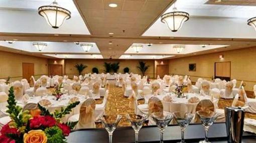 фото отеля DoubleTree by Hilton Hotel Portland ME