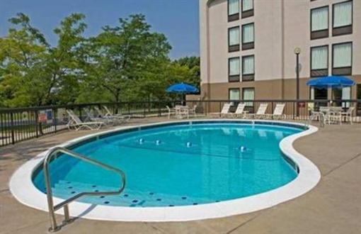 фото отеля Hampton Inn Kansas City Airport