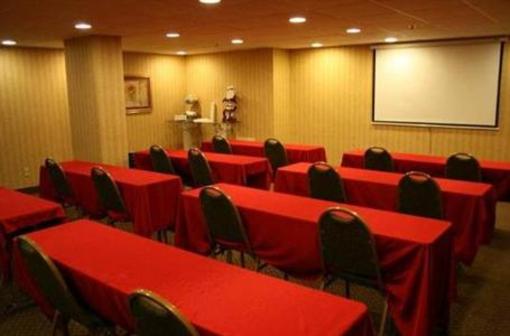 фото отеля Hampton Inn Kansas City Airport