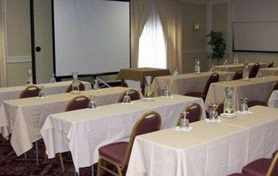 фото отеля Quality Inn and Conference Center Burr Ridge