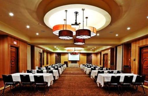 фото отеля Holiday Inn & Suites McKinney - Eldorado