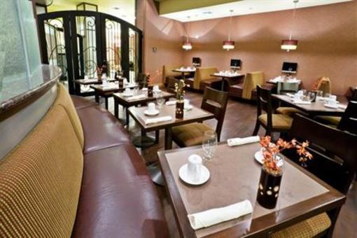 фото отеля Holiday Inn & Suites McKinney - Eldorado