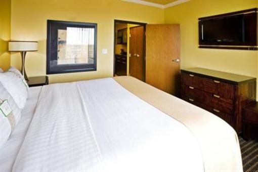 фото отеля Holiday Inn & Suites McKinney - Eldorado