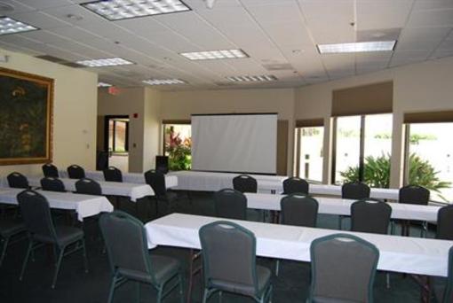 фото отеля Holiday Inn Fort Myers Downtown Historic