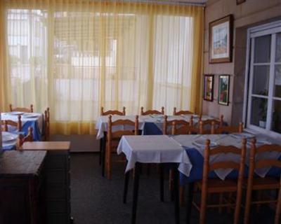 фото отеля Hostal La Llagosta