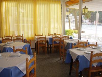 фото отеля Hostal La Llagosta