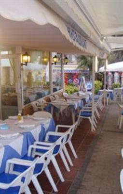 фото отеля Hostal La Llagosta