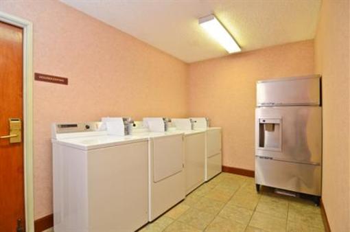 фото отеля Best Western Executive Inn and Suites Colorado Springs