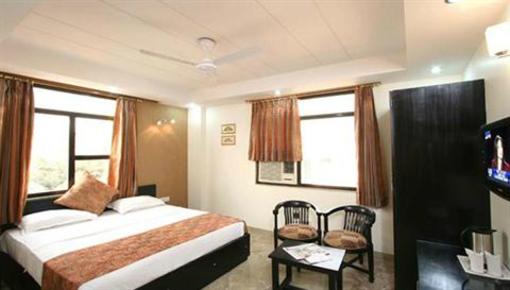 фото отеля Hotel Jeniffer Inn New Delhi