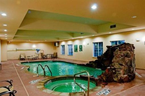 фото отеля La Quinta Inn and Suites Euless