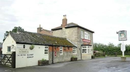 фото отеля The Carpenters Arms Motel