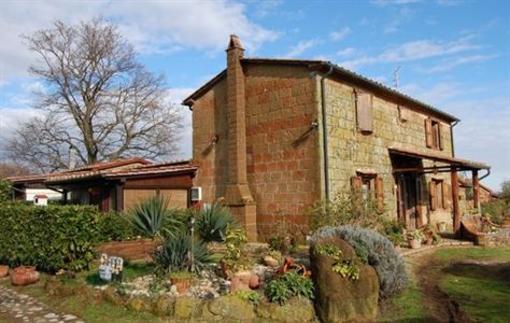 фото отеля Il Borgo Di San Valentino Sorano