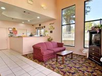 Days Inn NE Jimmy Carter Blvd