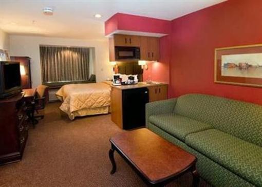 фото отеля Comfort Inn & Suites Airport Dulles-Gateway