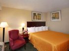 фото отеля Comfort Inn & Suites Airport Dulles-Gateway