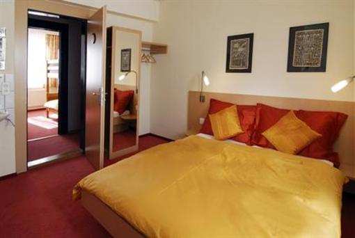 фото отеля Hotel Blume El Azteca Interlaken
