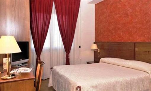 фото отеля Best Western Hotel La Perla Castel Volturno