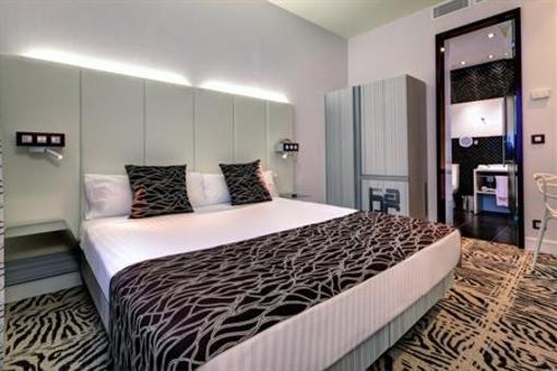 фото отеля Petit Palace Lealtad Plaza