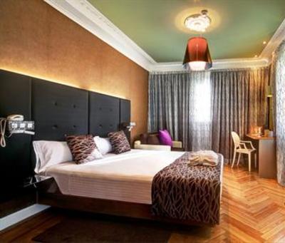 фото отеля Petit Palace Lealtad Plaza