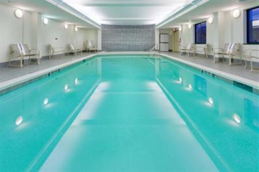 фото отеля Holiday Inn Express Victor
