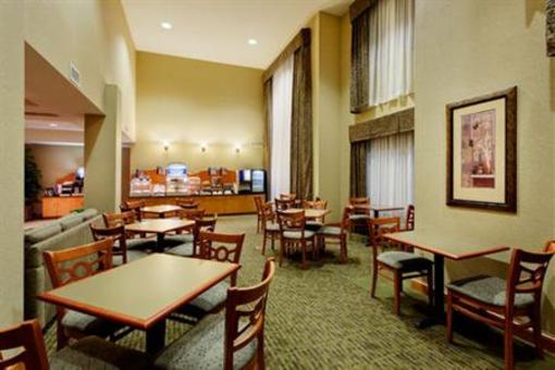 фото отеля Holiday Inn Express Victor