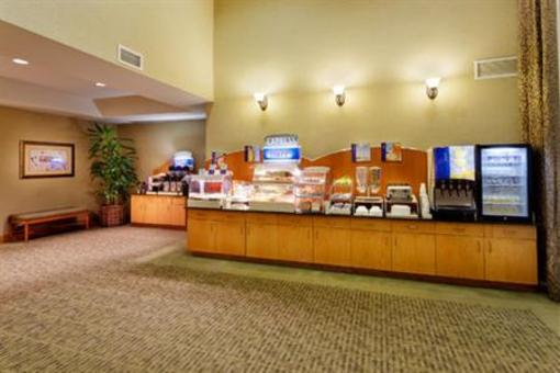 фото отеля Holiday Inn Express Victor