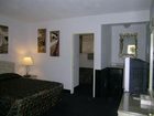 фото отеля Adventurer Allsuite Hotel