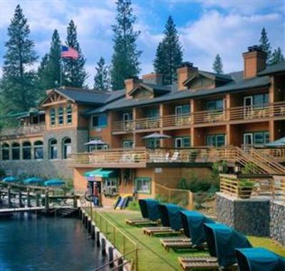 фото отеля Pines Resort and Conference Center