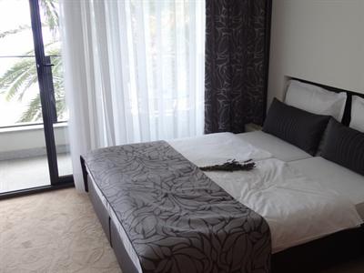 фото отеля Beach Hotel Split