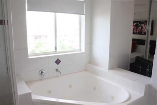фото отеля Montego Sands Holiday Apartments Gold Coast