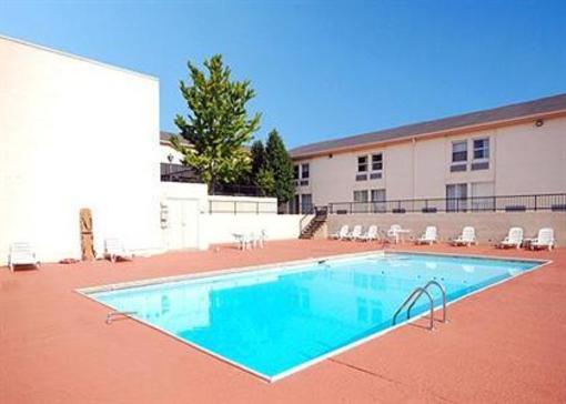 фото отеля Holiday Inn Express Hotel & Suites Harrison (Ohio)