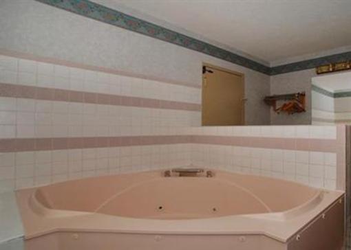 фото отеля Holiday Inn Express Hotel & Suites Harrison (Ohio)