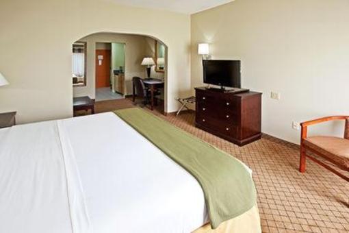 фото отеля Holiday Inn Express Hotel & Suites Harrison (Ohio)