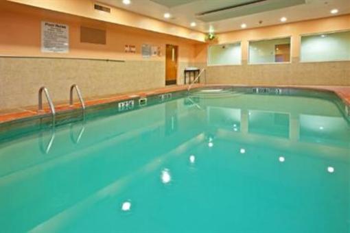 фото отеля Holiday Inn Express Hotel & Suites Harrison (Ohio)