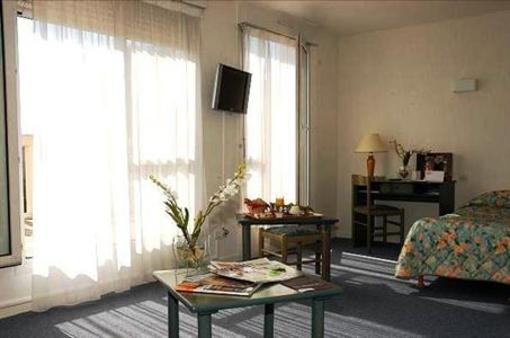 фото отеля Hotel Alton Bordeaux