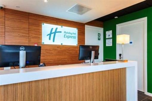 фото отеля Holiday Inn Express Utrecht - Papendorp