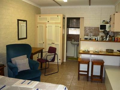 фото отеля A1 Kynaston Bed & Breakfast Jeffreys Bay