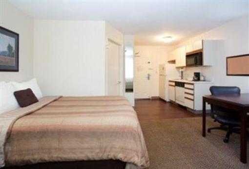 фото отеля Candlewood Suites Denver - Lakewood