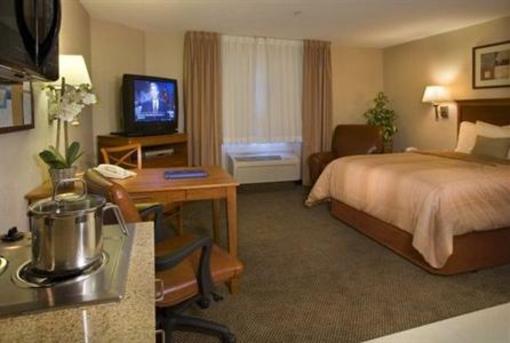 фото отеля Candlewood Suites Denver - Lakewood