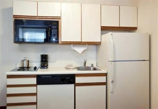 фото отеля Candlewood Suites Denver - Lakewood