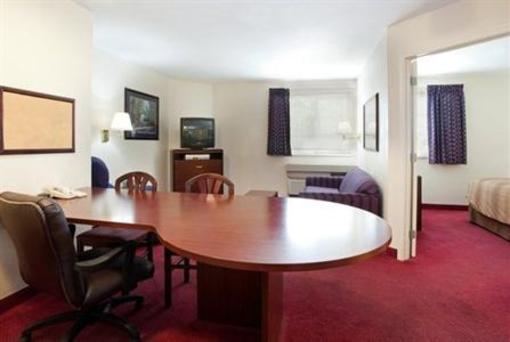 фото отеля Candlewood Suites Denver - Lakewood