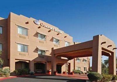 фото отеля Comfort Suites Old Town Scottsdale