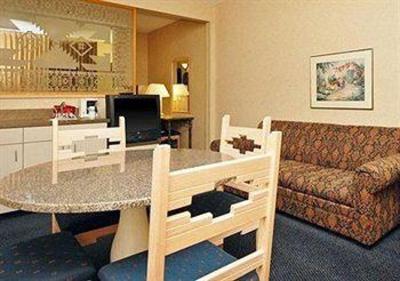 фото отеля Comfort Suites Old Town Scottsdale
