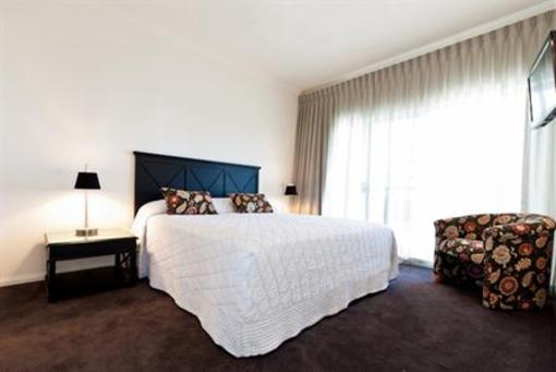 фото отеля The Lookout Resort Noosa