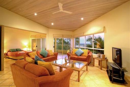 фото отеля The Lookout Resort Noosa