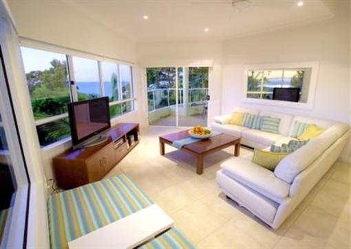 фото отеля The Lookout Resort Noosa