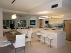 фото отеля The Lookout Resort Noosa