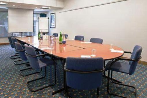 фото отеля Holiday Inn Doncaster A1(M), Jct. 36