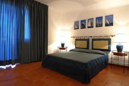 фото отеля Hotel Domizia Villa