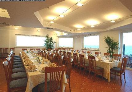 фото отеля Hotel Domizia Villa